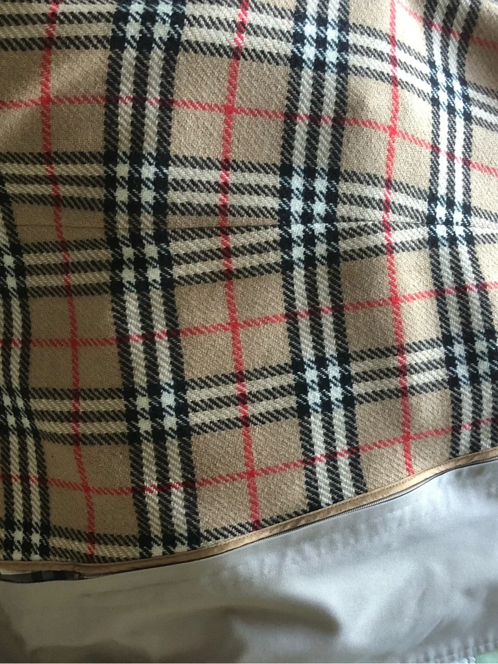 Burberry Beige Double-Breasted Trench Coat - Picture 4 of 13
